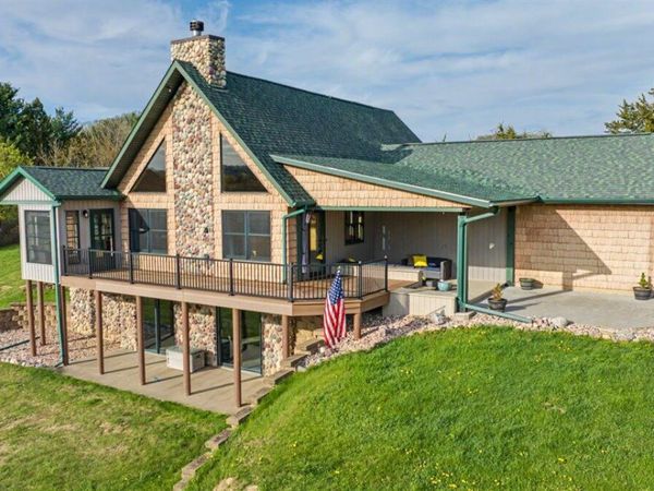 W5405 Keil Coulee ROAD, La Crosse, WI 54601