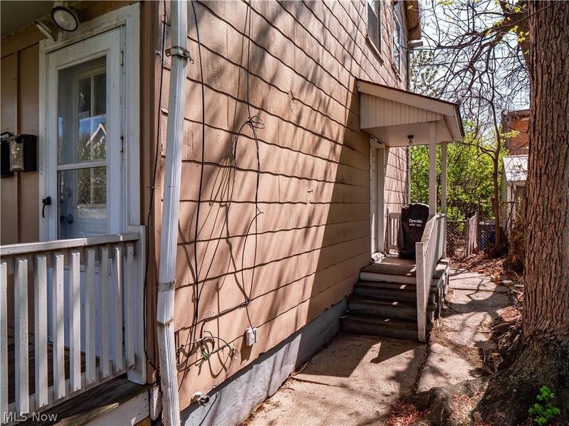 10419 Ignatius Avenue, Cleveland, OH 44111 Photo 3