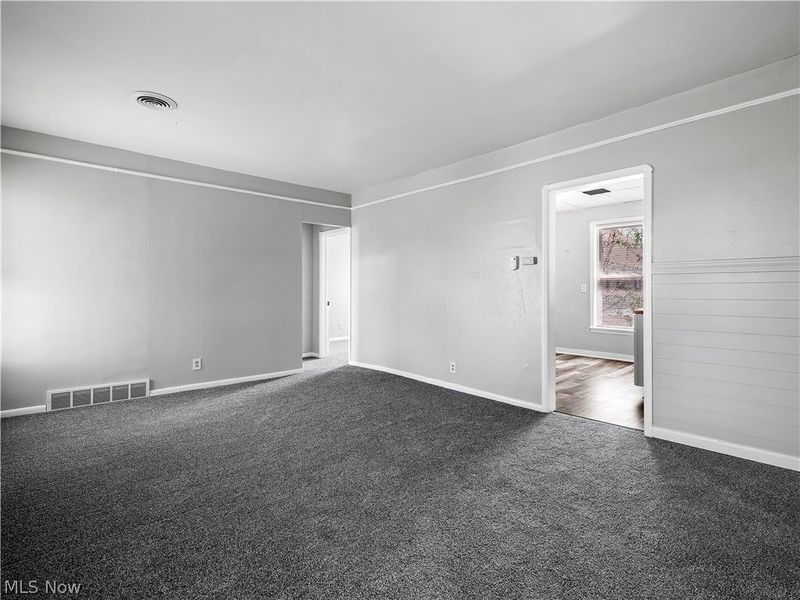 10419 Ignatius Avenue, Cleveland, OH 44111 Photo 8