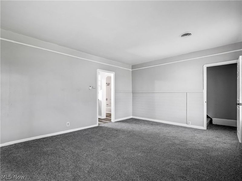 10419 Ignatius Avenue, Cleveland, OH 44111 Photo 9