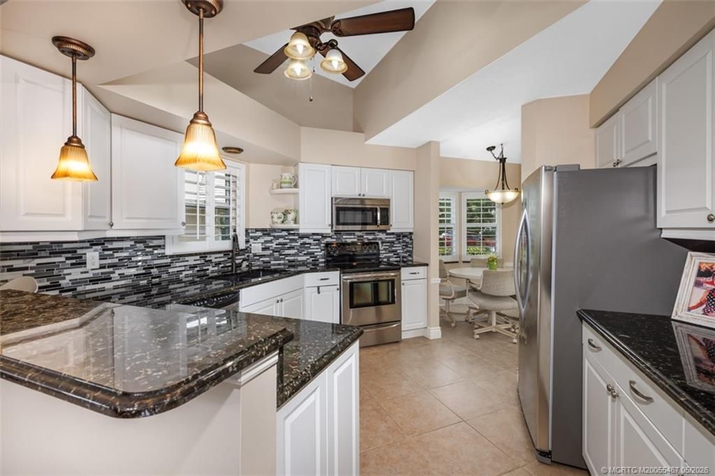 2438 SW Foxpoint Trail, Palm City, FL 34990 Photo