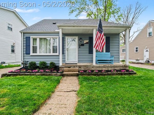 151 Highland Avenue, Clawson, MI 48017