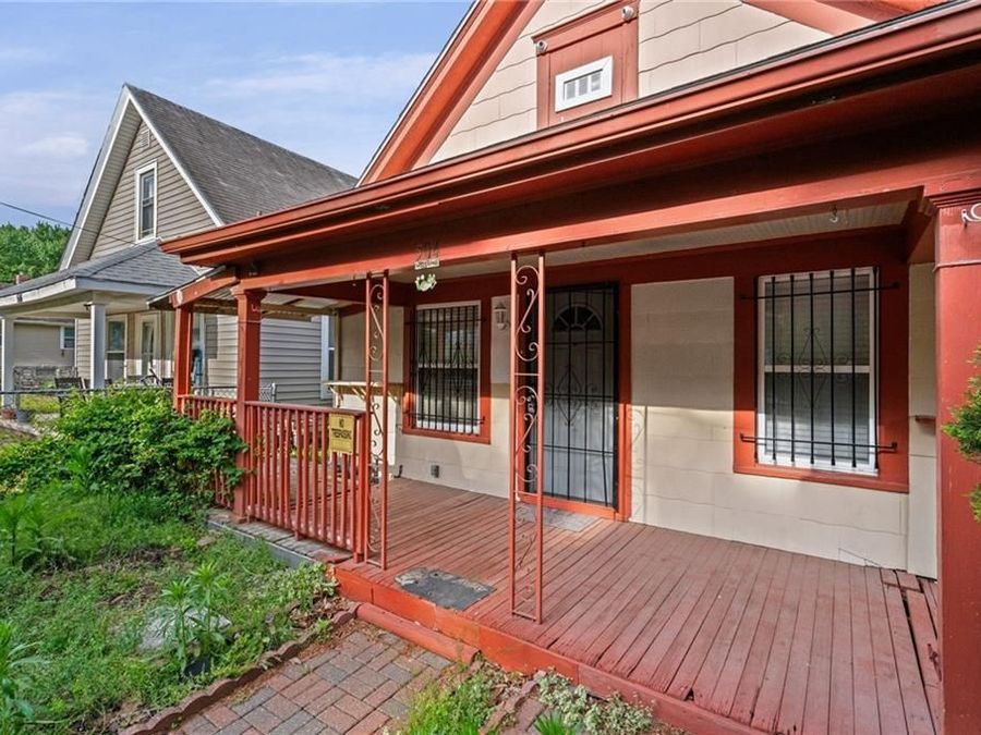 Property Image 4