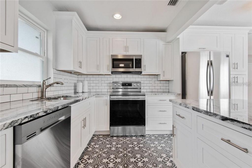 3924 17th Street N, Saint Petersburg, FL 33714 Photo