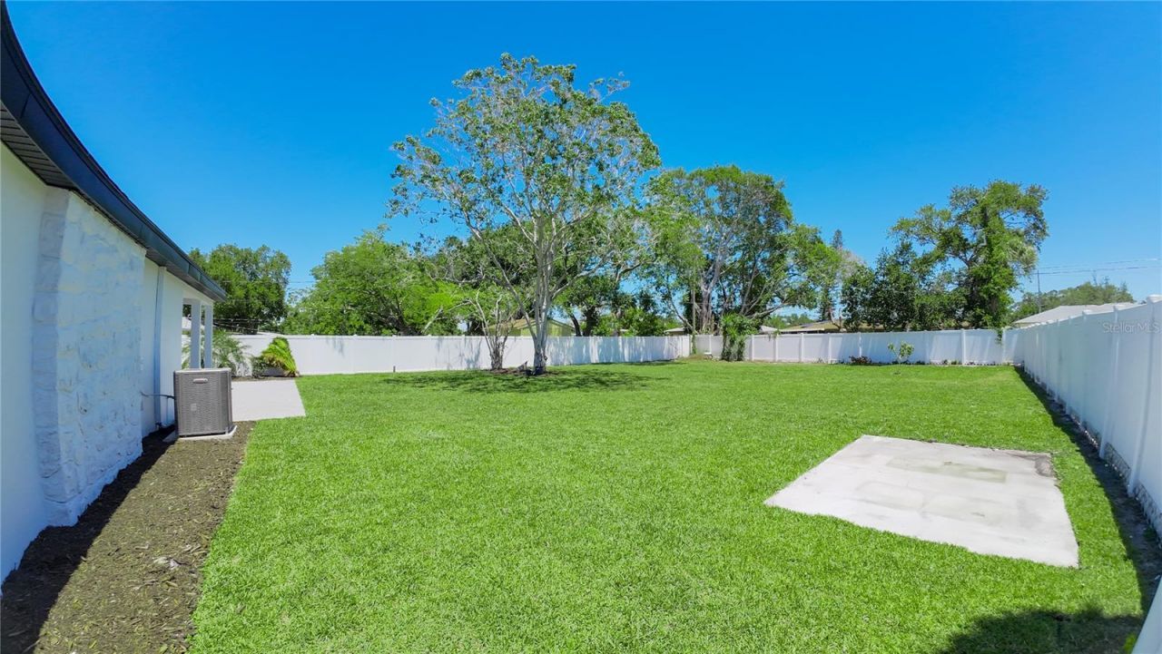936 Alcazar Way S, Saint Petersburg, FL 33705 Photo