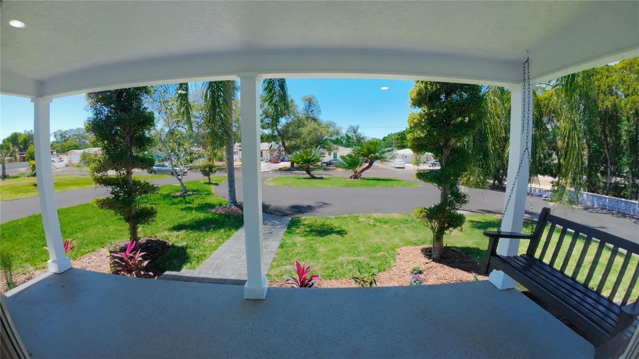 936 Alcazar Way S, Saint Petersburg, FL 33705 Photo