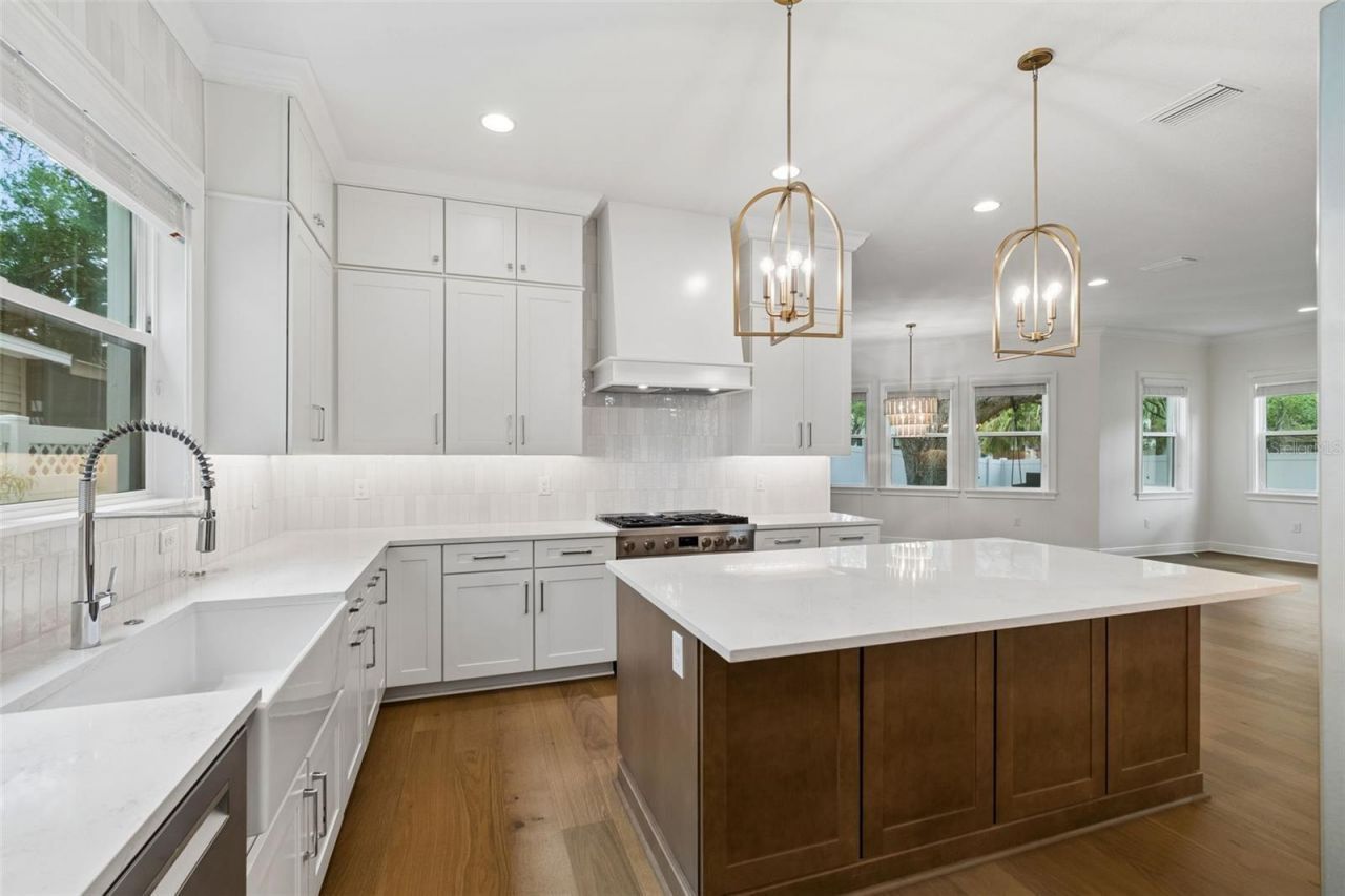 3122 W San Jose Street, Tampa, FL 33629 Photo