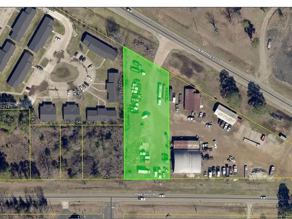 4317 N Market Street , Shreveport, LA 71107