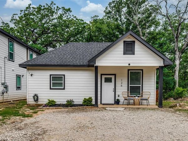 126 Little Feather Road, Mabank, TX 75156