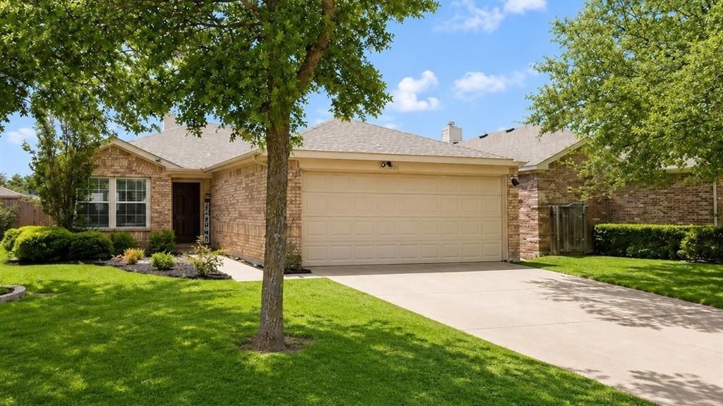 2002 Fairview Drive, Forney, TX 75126 Main Photo