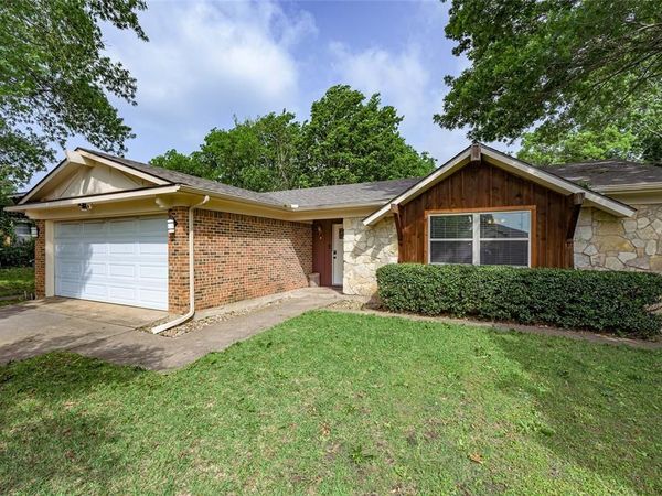 1028 S Idlewild Drive, Sherman, TX 75090