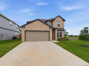 10600 Brocket Lane, Fort Worth, TX 76036