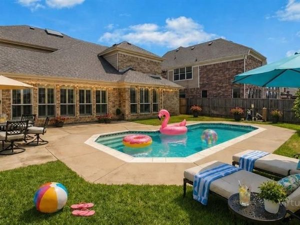 6951 Sea Harbor Drive, Grand Prairie, TX 75054