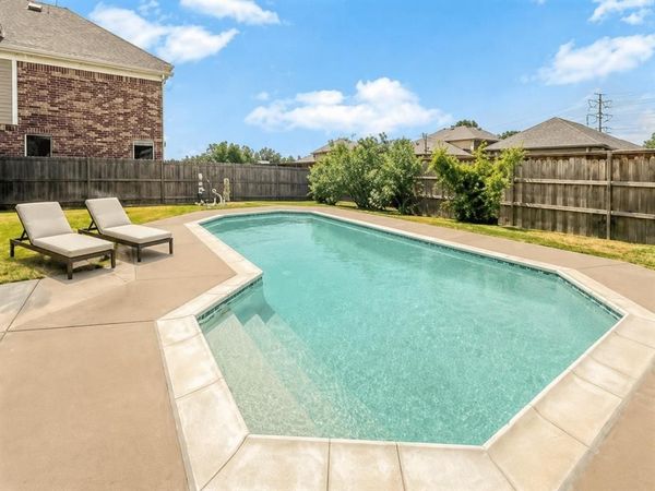 6951 Sea Harbor Drive, Grand Prairie, TX 75054