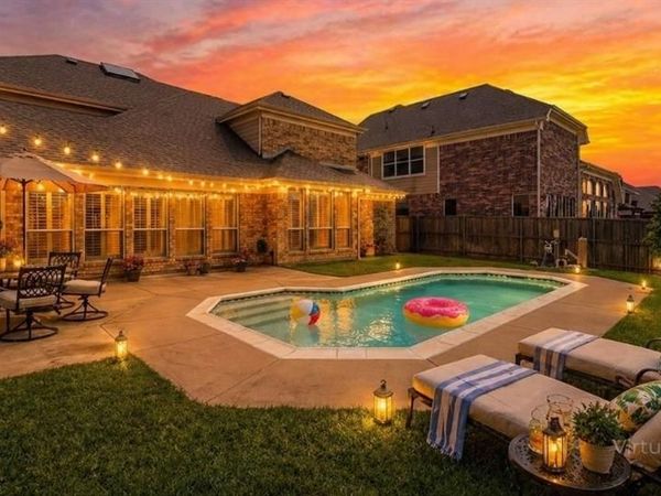 6951 Sea Harbor Drive, Grand Prairie, TX 75054