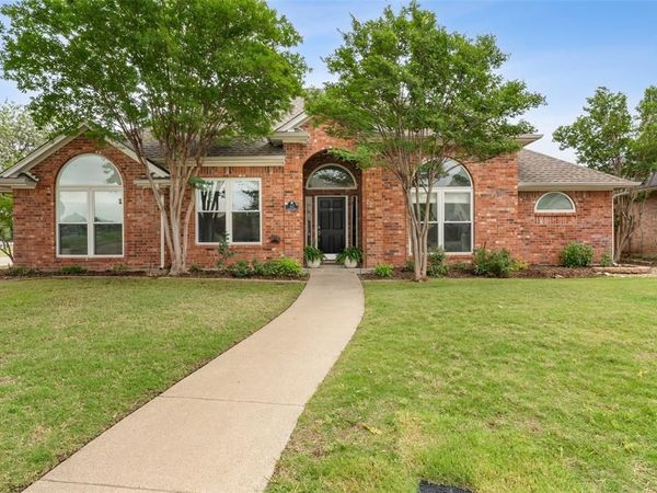 42 Alamosa Drive, Trophy Club, TX 76262