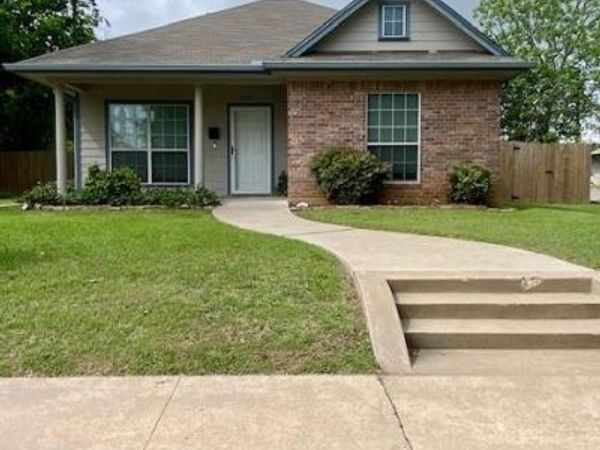 1008 N 14th Street, Waco, TX 76707