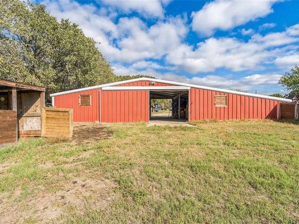 5094 E Mckinney Street, Denton, TX 76208