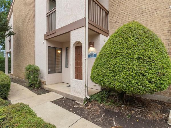 563 Ranch Trail, Unit 217, Irving, TX 75063
