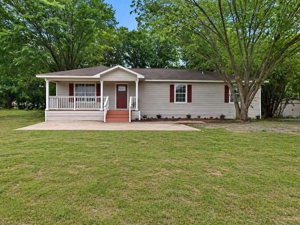 268 Tweedy Bird Lane, Whitewright, TX 75491