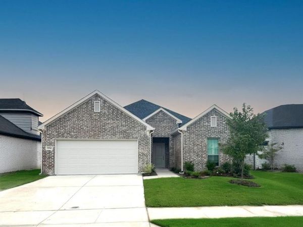 554 Beck Drive, Lavon, TX 75166