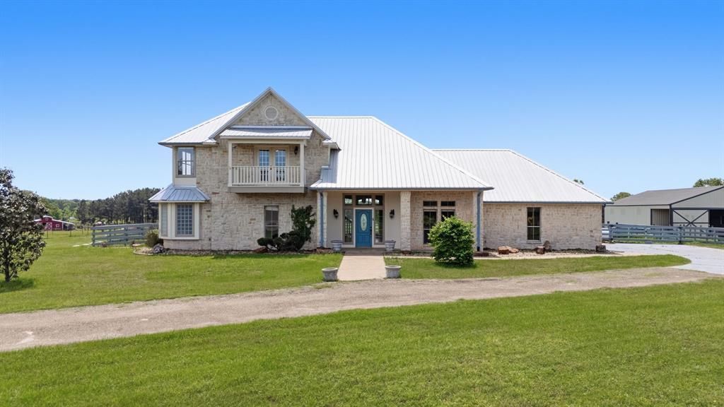 219 W Twin Creeks Trail , Troup, TX 75789 Main Photo