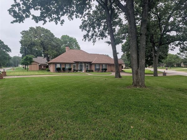 17909 Country Club Drive , Kemp, TX 75143