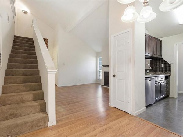 5981 Arapaho Road , Unit 602, Dallas, TX 75248