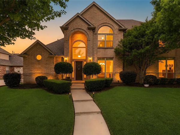 8105 Thornwood Drive, North Richland Hills, TX 76182