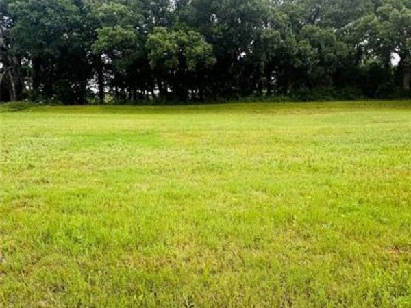 109 Kylie Street , Cleburne, TX 76031