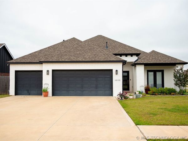 10102 S 230th East Avenue , Broken Arrow, OK 74014