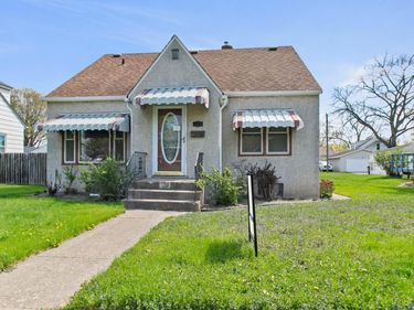 425 9th Avenue S, South Saint Paul, MN 55075