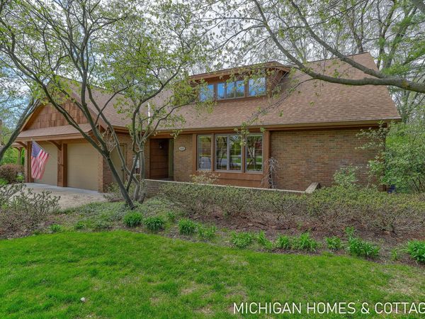 309 Glen Garry Court, Holland, MI 49423