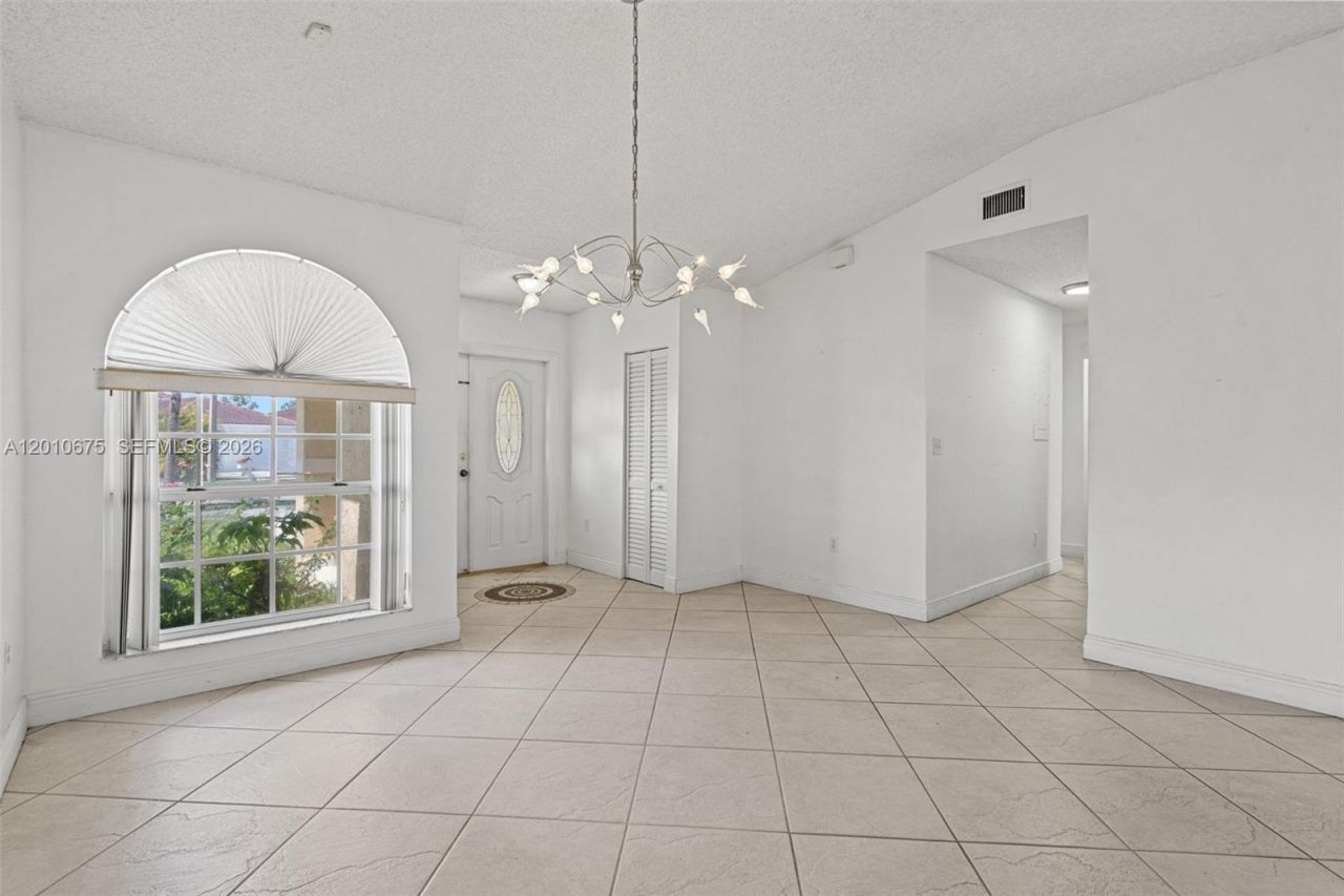 14300 SW 52nd St , Miami, FL 33175 Photo