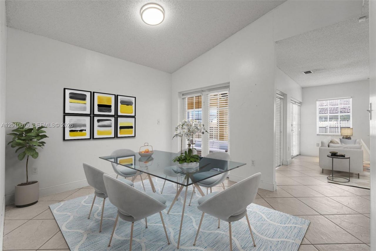 14300 SW 52nd St , Miami, FL 33175 Photo