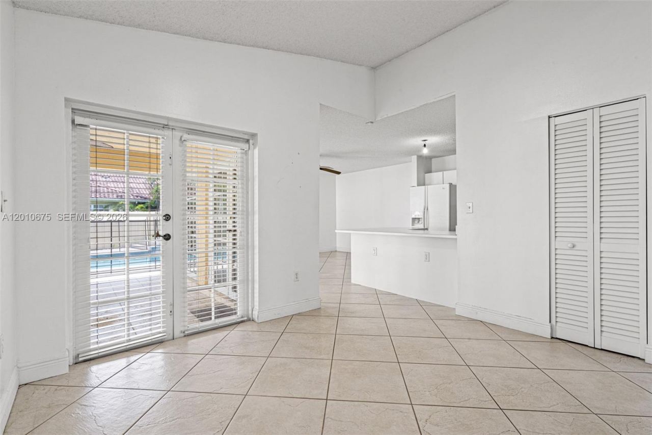 14300 SW 52nd St , Miami, FL 33175 Photo