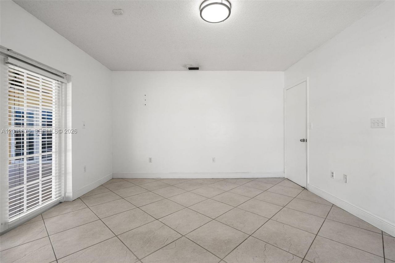 14300 SW 52nd St , Miami, FL 33175 Photo