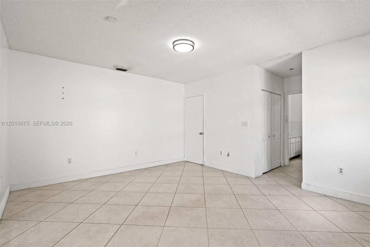 14300 SW 52nd St , Miami, FL 33175 Photo