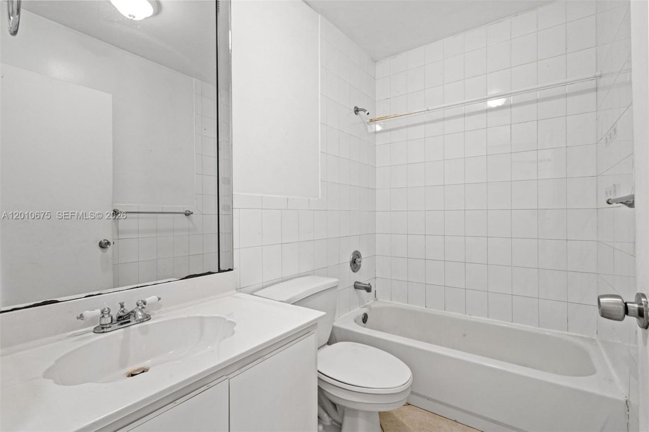 14300 SW 52nd St , Miami, FL 33175 Photo