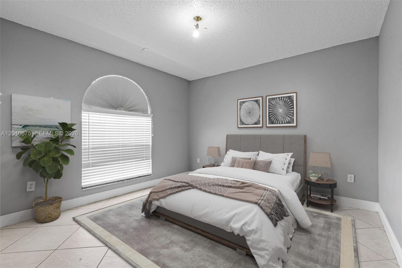14300 SW 52nd St , Miami, FL 33175 Photo