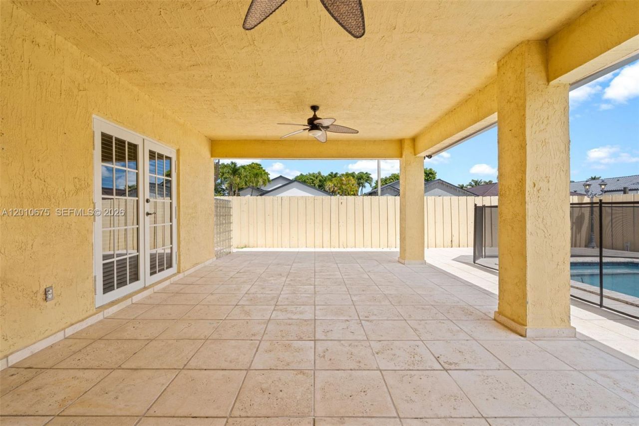 14300 SW 52nd St , Miami, FL 33175 Photo