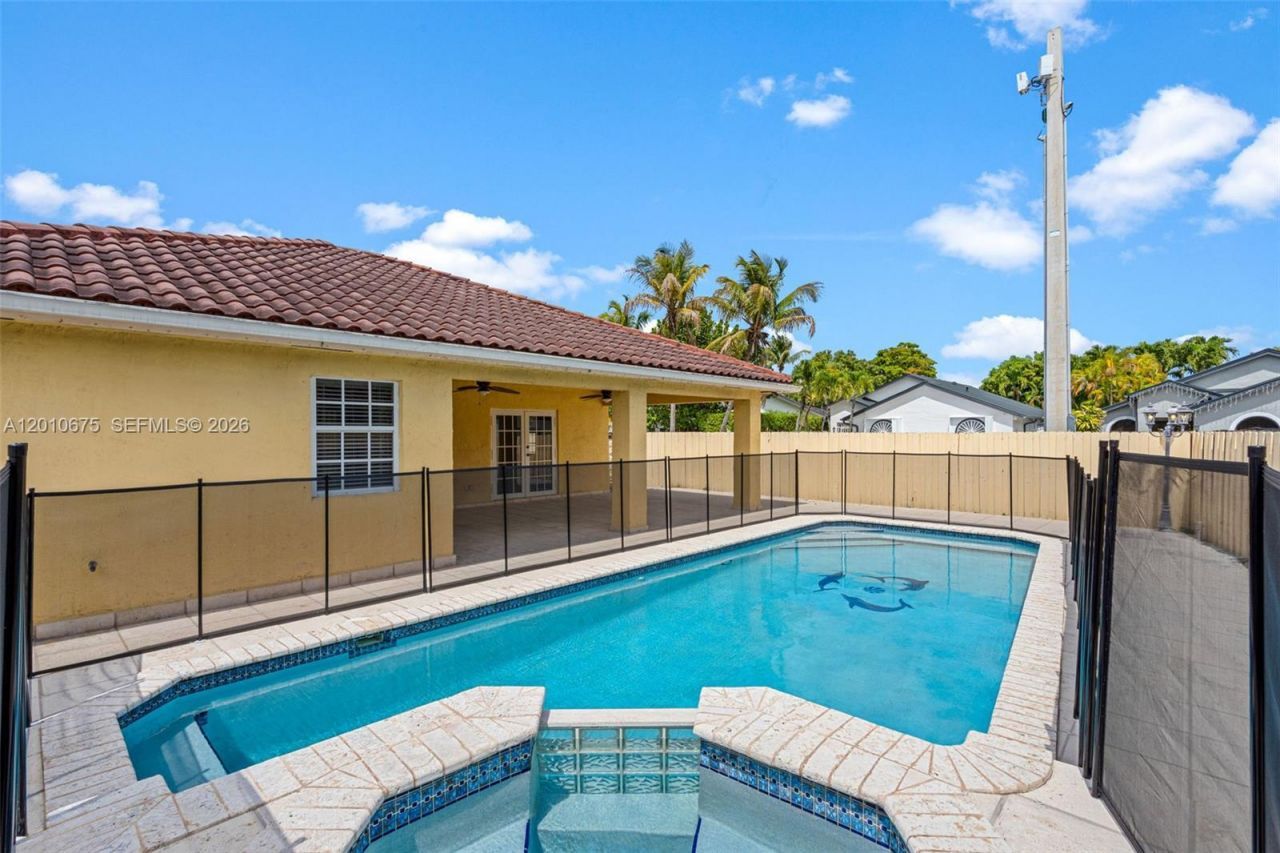 14300 SW 52nd St , Miami, FL 33175 Photo