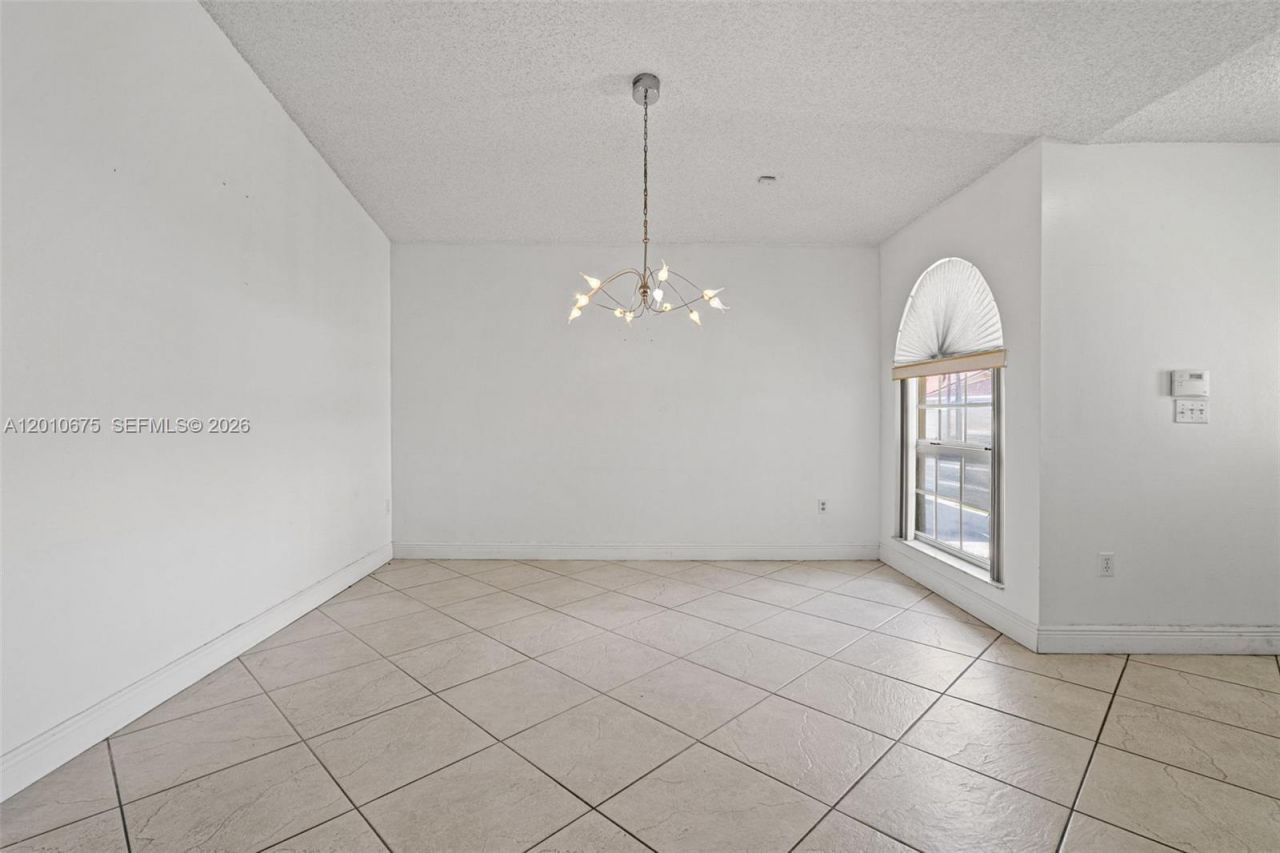 14300 SW 52nd St , Miami, FL 33175 Photo