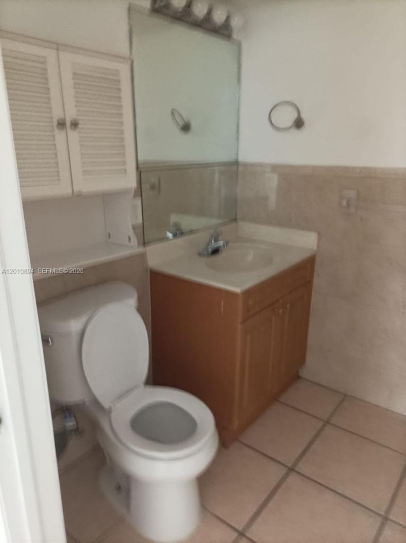 637 SW 3rd St , Unit 206, Miami, FL 33130 Photo