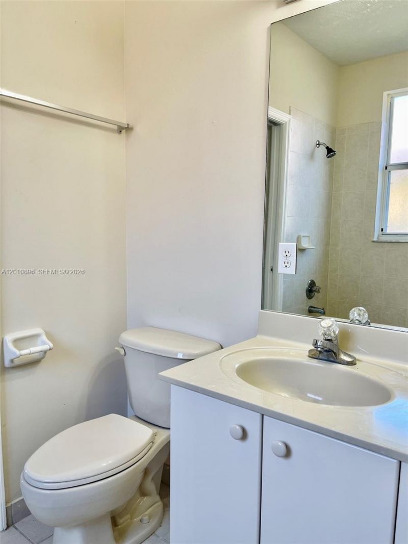 8514 NW 111th Ct , Unit 8514, Doral, FL 33178 Photo