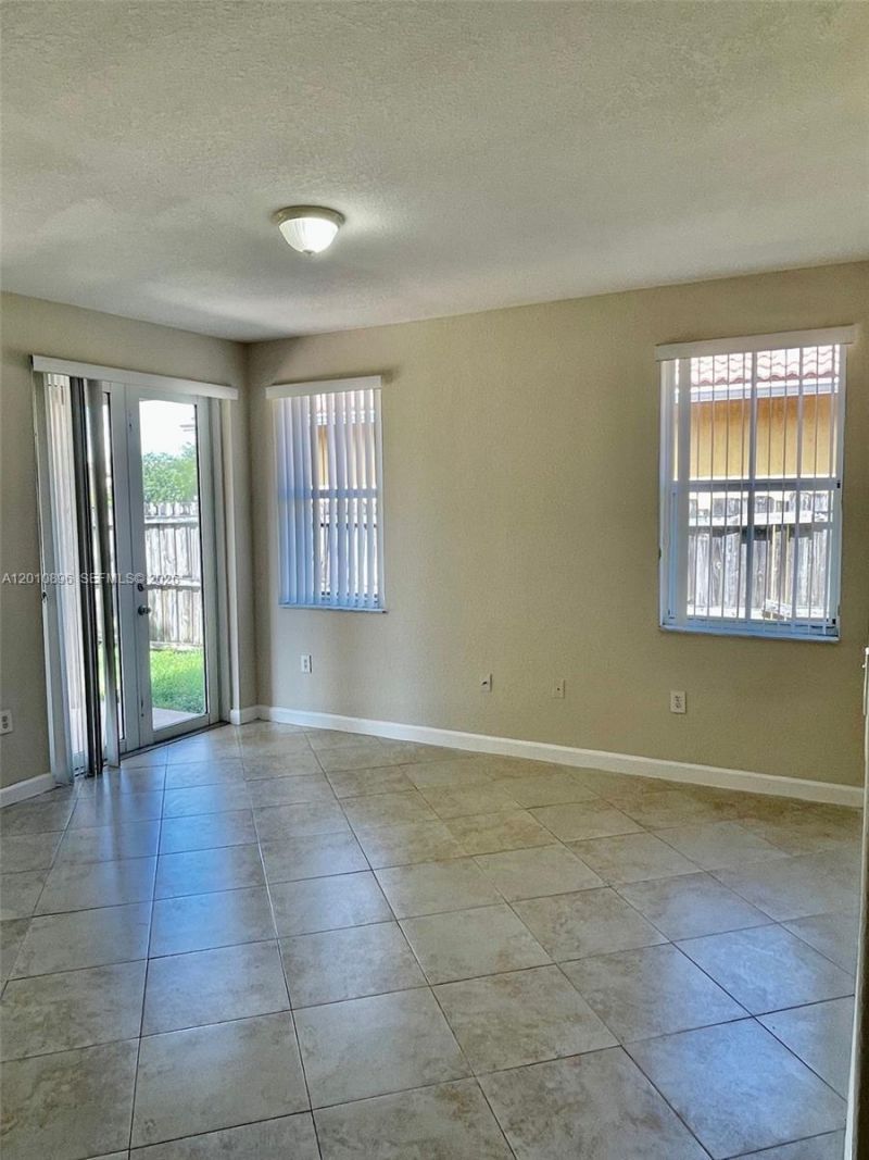 8514 NW 111th Ct , Unit 8514, Doral, FL 33178 Photo