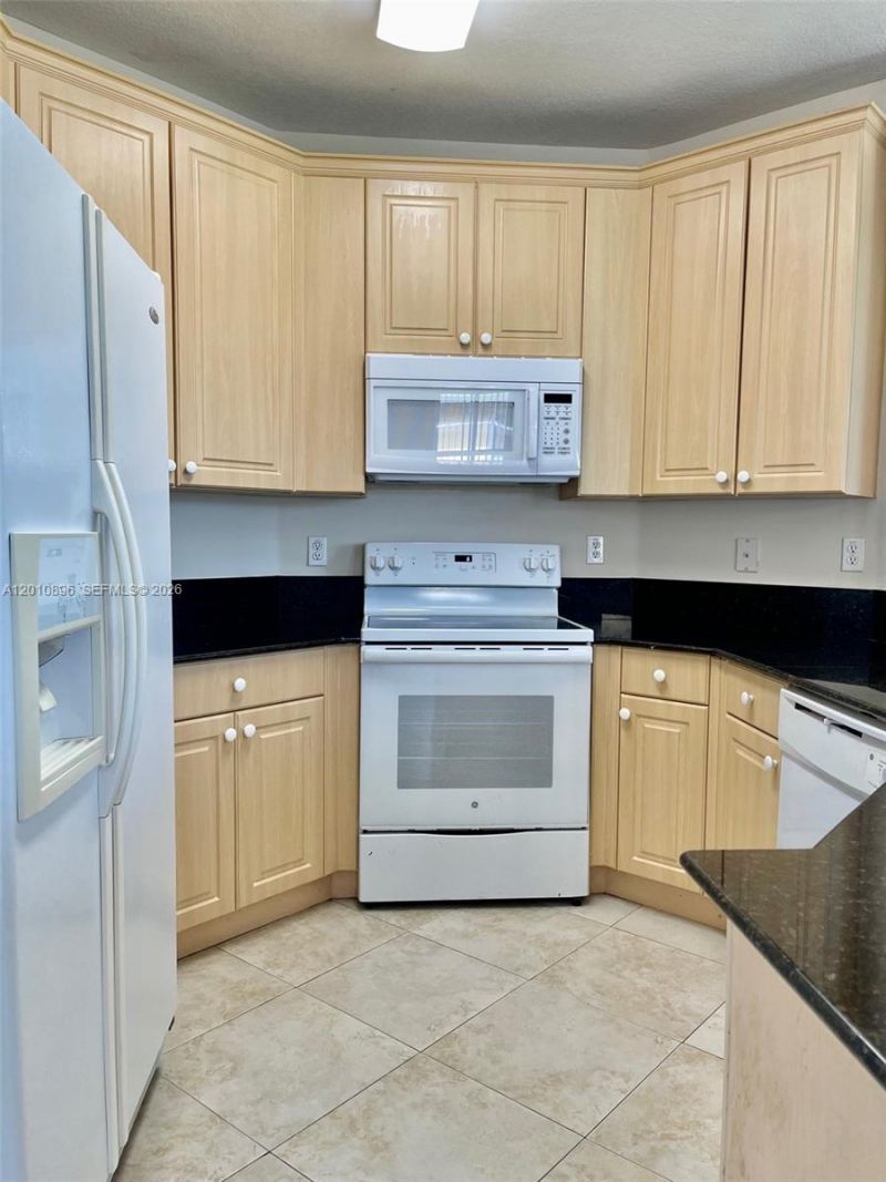 8514 NW 111th Ct , Unit 8514, Doral, FL 33178 Photo