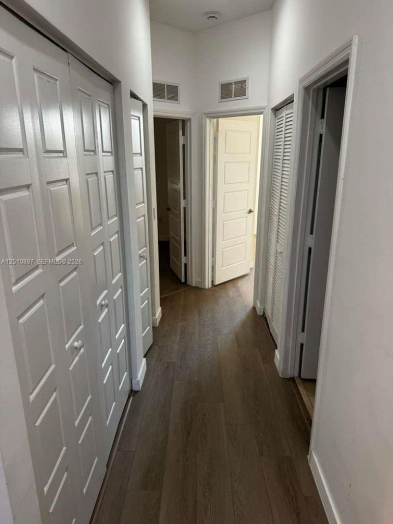 Please Call For Address, Miami, FL 33179 Photo