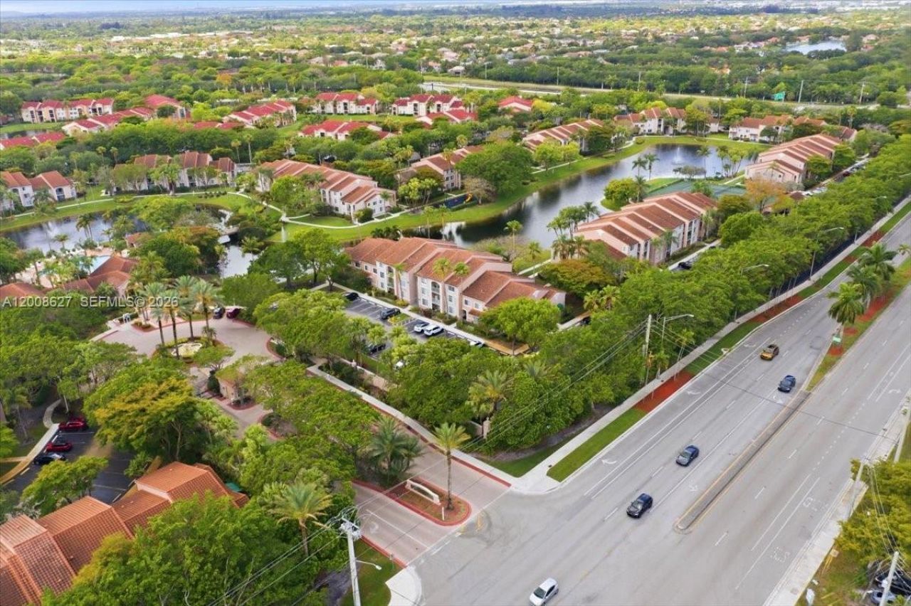 12166 Saint Andrews Pl, Unit 203, Miramar, FL 33025 Photo