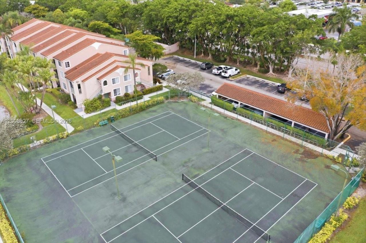 12166 Saint Andrews Pl, Unit 203, Miramar, FL 33025 Photo